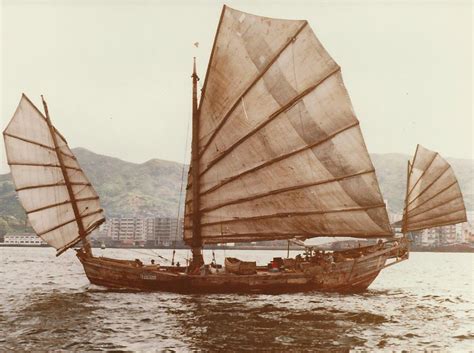 Pin By Tim Doyle On Chinese Junk Boats Chinese Boat Junk Boat Boat