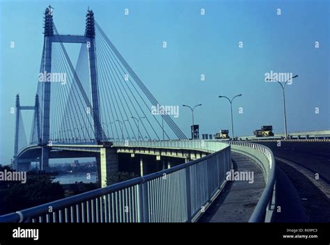 Vidyasagar Setu (New Bridge), Calcutta, West Bengal, India Stock Photo ...