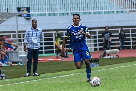 Fitrul Dwi Rustapa Dan Frets Butuan Lanjutkan Kerja Sama Di Persib