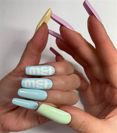 The 8 Best Nail Color Combinations Named By A Manicurist Who What Wear