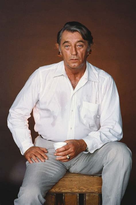 Robert Mitchum In 2024 Mitchum Actors Movie Stars