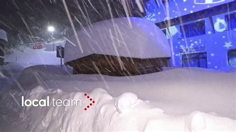 La Super Nevicata Di Inizio L Abetone Sommerso Dalla Neve Youtube