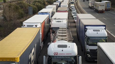 HUELGA TRANSPORTES Qué se sabe de la huelga de transportes para