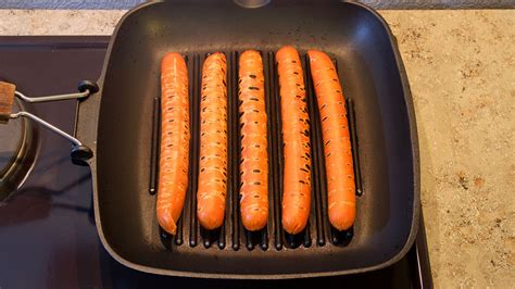 How To Cook A Hot Dog When You Dont Have A Grill