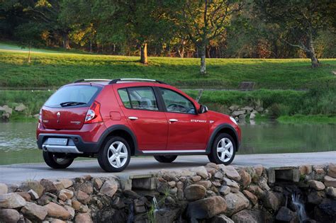 AutomobloG: My Journey in a Renault Stepway