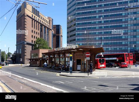 West Croydon Bus station Stock Photo - Alamy