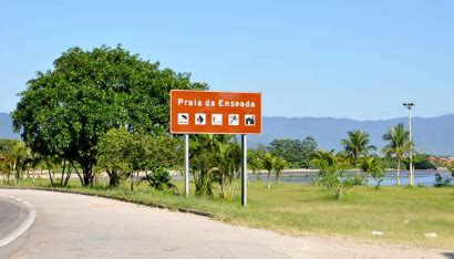 Criança morre atingida por motor de barco em praia do litoral de SP