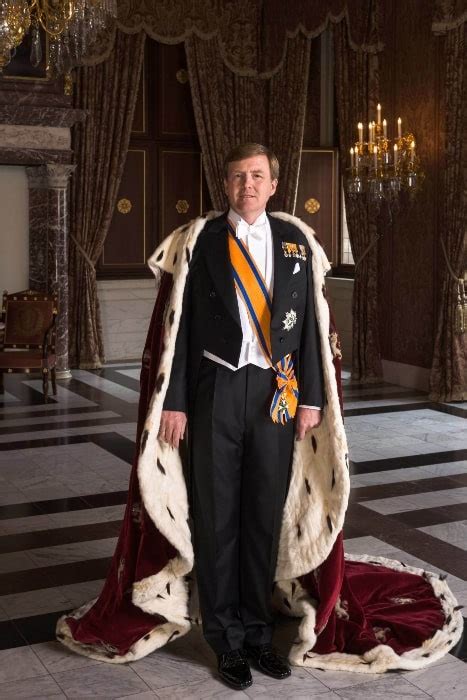 Willem-Alexander of the Netherlands Height, Weight, Age, Family, Facts