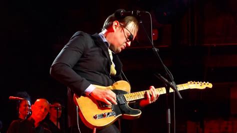 Joe Bonamassa Slow Train 9 23 17 Beacon Theatre Nyc Youtube