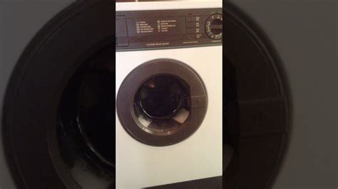 This Is The First Day Of My 1991 Hotpoint Electronic 1000 De Luxe 9536w