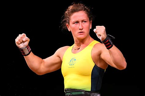 Crossfit Games Champion Tia Clair Toomey Signs With Nobull