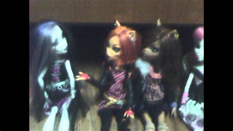 Monster High Vs Barbie Youtube