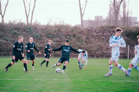 An den Auswärtssieg anknüpfen Eintracht Frankfurt Nachwuchs