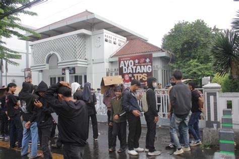 Koalisi Masyarakat Anti Hoax Geruduk Kpu Bogor Tuntut Hak Angket