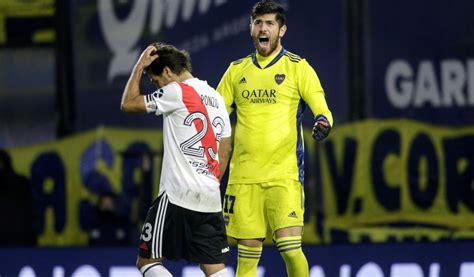 Goleiro Do Boca Assina Pr Contrato Gigante Brasileiro R Dio