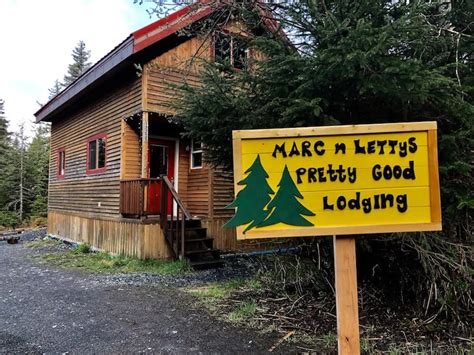 12 Best Airbnbs in Seward, Alaska (+ Oceanview Cabins)