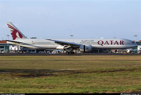 A7 BEC Qatar Airways Boeing 777 3DZER Photo By Michael Stappen ID