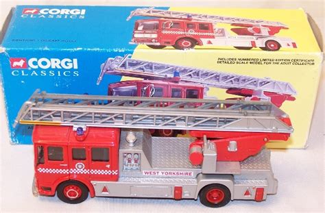 Corgi 22001 West Yorkshire AEC Fire Engine – Diecast Devon