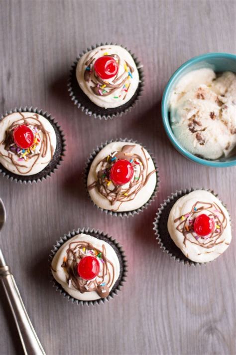 Hot Fudge Sundae Cupcakes