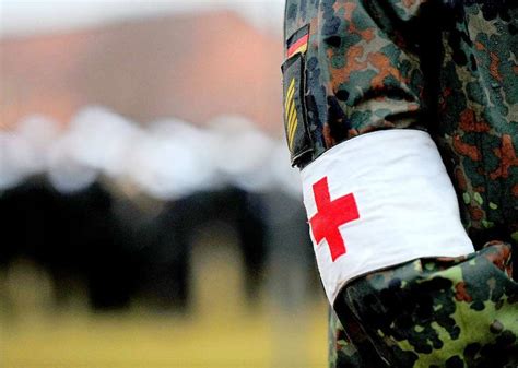 Soldaten Helfen In Neustadt Und Freiburg Beim Kampf Gegen Das