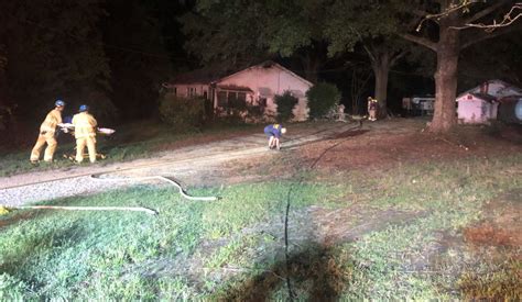 Firefighters Battle Blaze At Abandoned Raleigh Home Cbs 17