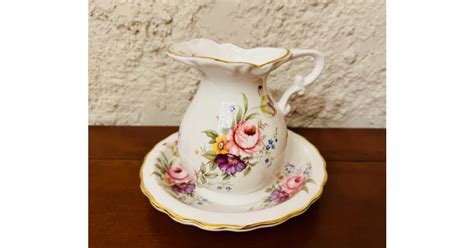 CANA SI BOL DIN PORTELAN ENGLEZESC ROYAL ALBERT WORKS FINE BONE CHINA