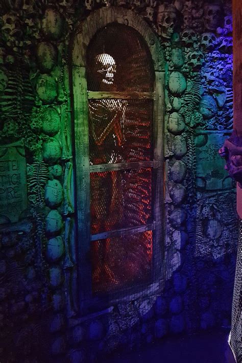 The 50 Scariest Haunted Attractions In Every State Fodors Travel Guide