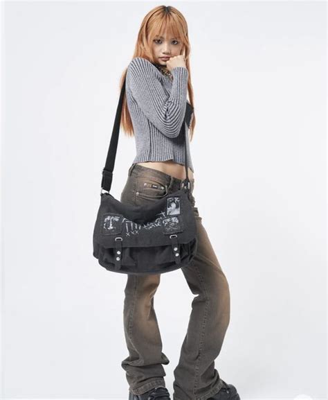Retro Outfit with Subversive Aesthetic