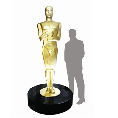 Oscar Statue