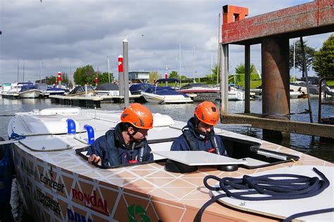 Delft Students Sail With Flying Hydrogen Boat Io