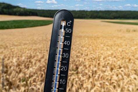 Extremwetterlagen In Der Landwirtschaft Trockenheit Bedroht Die Ernten