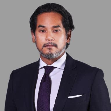 Khairy Jamaluddin Pendapat