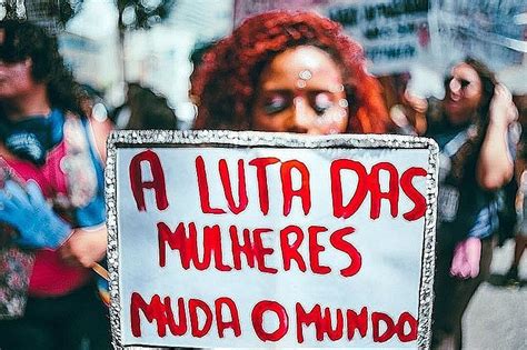 Em defesa dos direitos das mulheres atos acontecem em todo o país