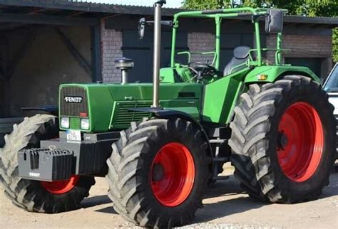 Pin Van A De Op Fendt Tractor Klassieke Auto S Auto S En Motoren