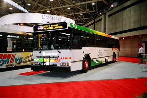 66085 Golden Gate Transit 1525 APTA Expo Dallas 26 Flickr