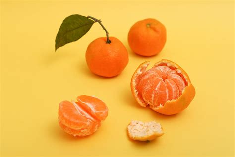 Download Peeled Orange Fruit Wallpaper