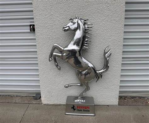 Place Bid 1975 FERRARI DEALERSHIP STATUE PCARMARKET