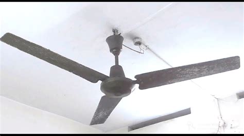 Can A Wobbly Ceiling Fan Fall Off | Shelly Lighting