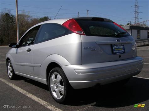 2005 Cd Silver Metallic Ford Focus Zx3 Ses Coupe 9320250 Photo 4 Car Color