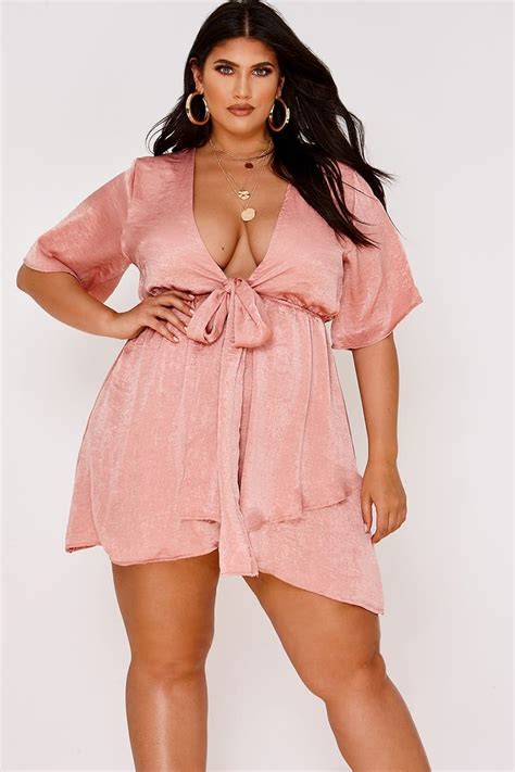 Curvy Sexy Dresses Curvy Women Outfits Ladies Mini Dresses Curvy Women Fashion Plus Size