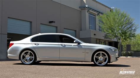 Bmw 7 Series With Custom Wheels Cec In Los Angeles Ca Us