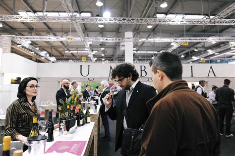 A Verona Torna Vinitaly Il Salone Del Vino E Dei Distillati