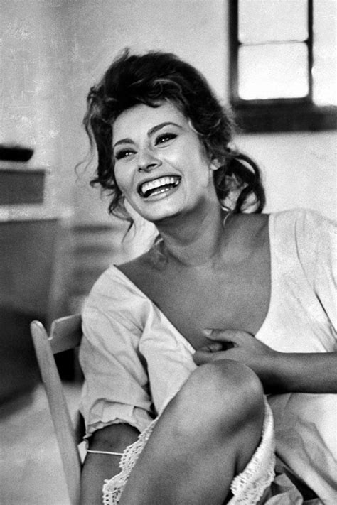 Celebrating Sophia Loren Vintage Photos Of Sophia Loren