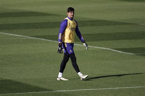 Courtois Se Rompe El Menisco Derecho