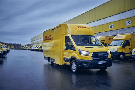 Ford Pro Liefert 2000 E Transporter An DHL Fuhrpark