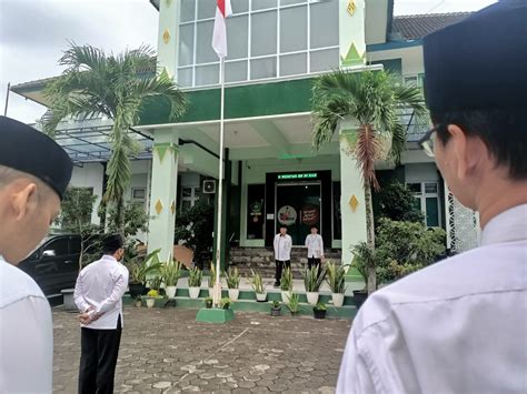 Apel Senin Pagi 17 Oktober 2022 Kasi PD Pontren Ungkap Sejarah Hari