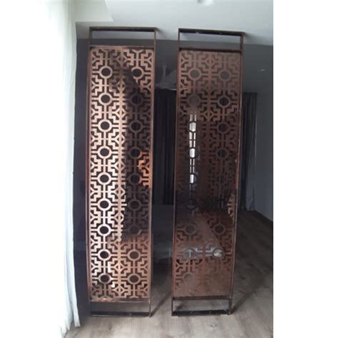 Pvd Coated Rose Gold Mirror Finish Partition At Inr In Pune S