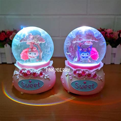 Jual Snowball Pajangan Bola Kaca Musik Box Kuromi XL 100 Lampu