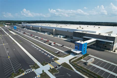 Walmart Opens High Tech Fulfillment Center In Greencastle Pennsylvania