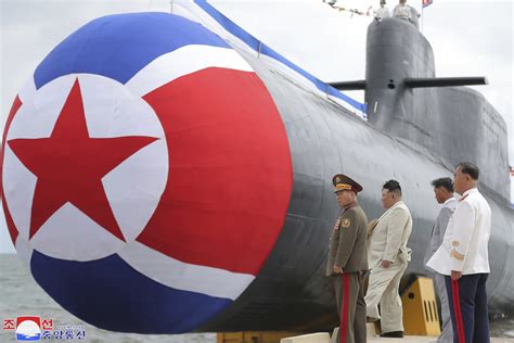 North Korea Nuclear Submarine Threat Arises - Newsweek